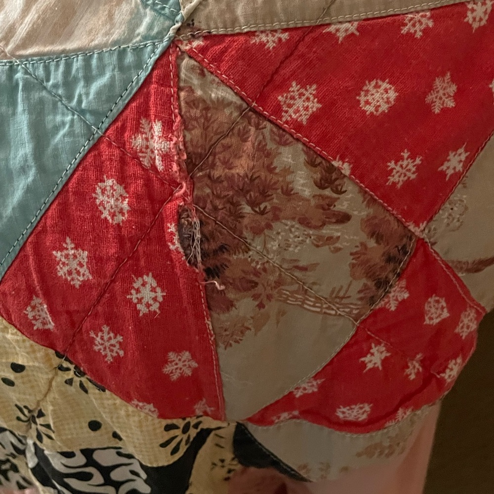 Vintage hand sewn quilt!! - Picture 4 of 8